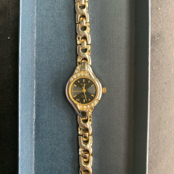 USED VINTAGE OMAX WATCH - Picture 4 of 4
